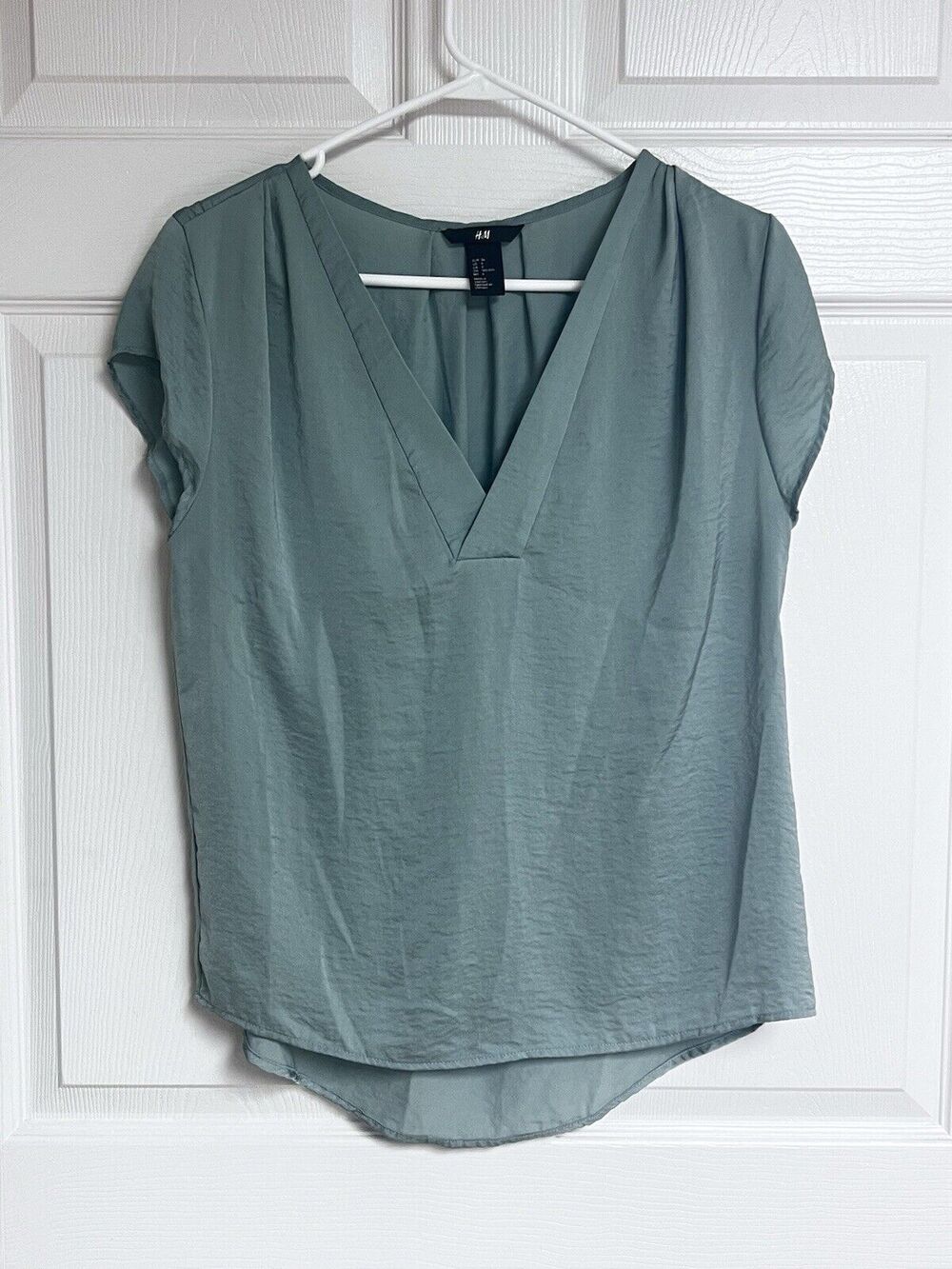 H&M Top Womens Sz 6 Seafoam Green Cap Sleeve V Neck Office Business Causal